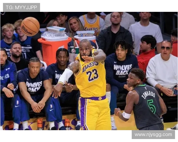 湖人休赛期豪赌字母哥留詹姆斯